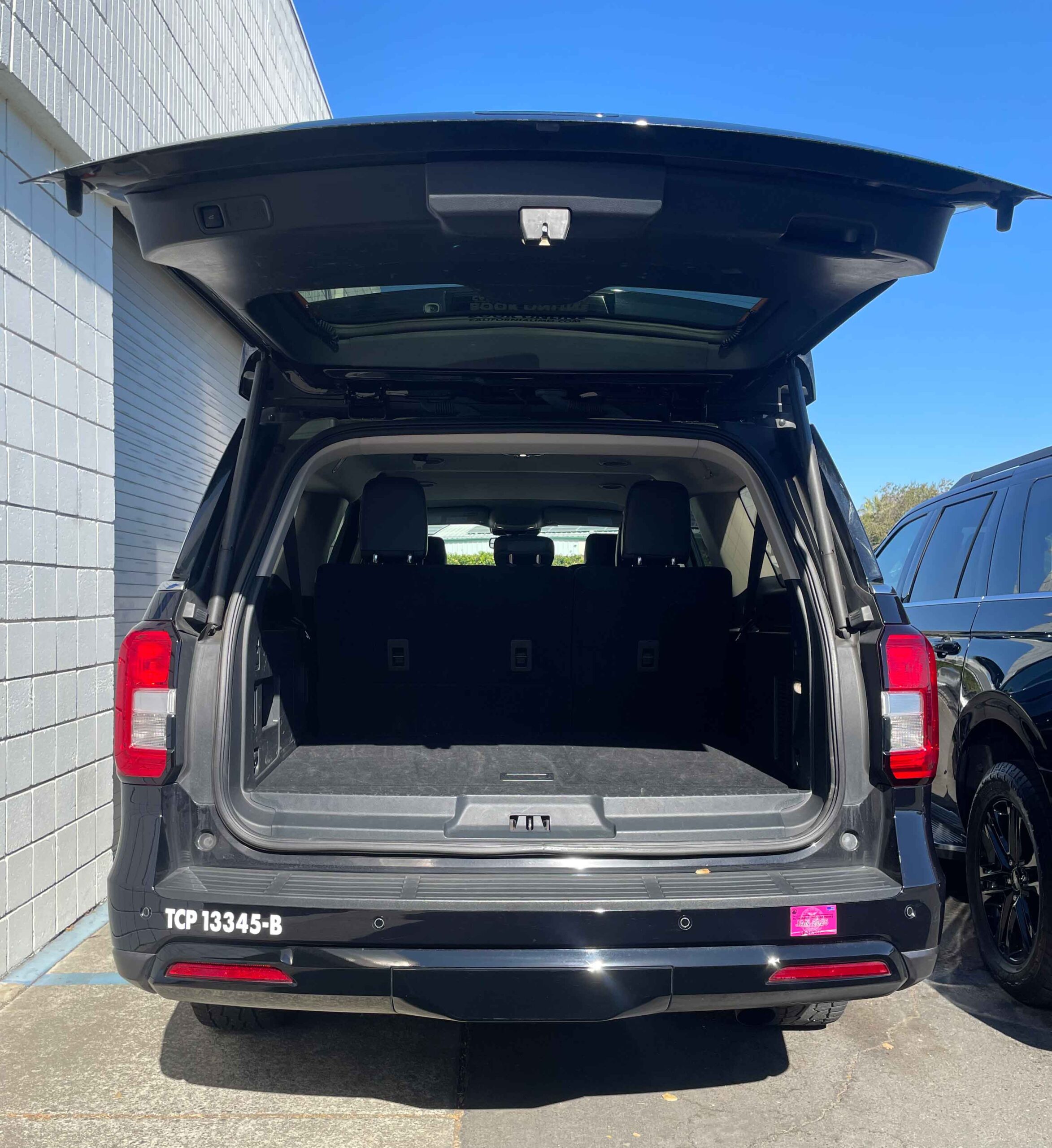 SUV-exterior Shuttle Service Merced